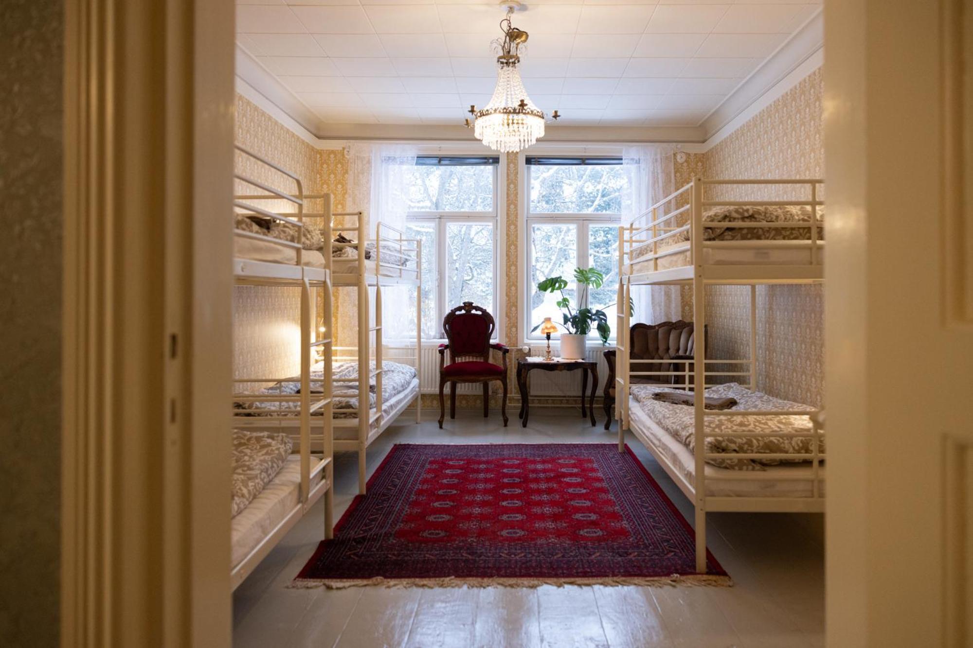 Hostel Cafe Huvila Oulu Eksteriør billede