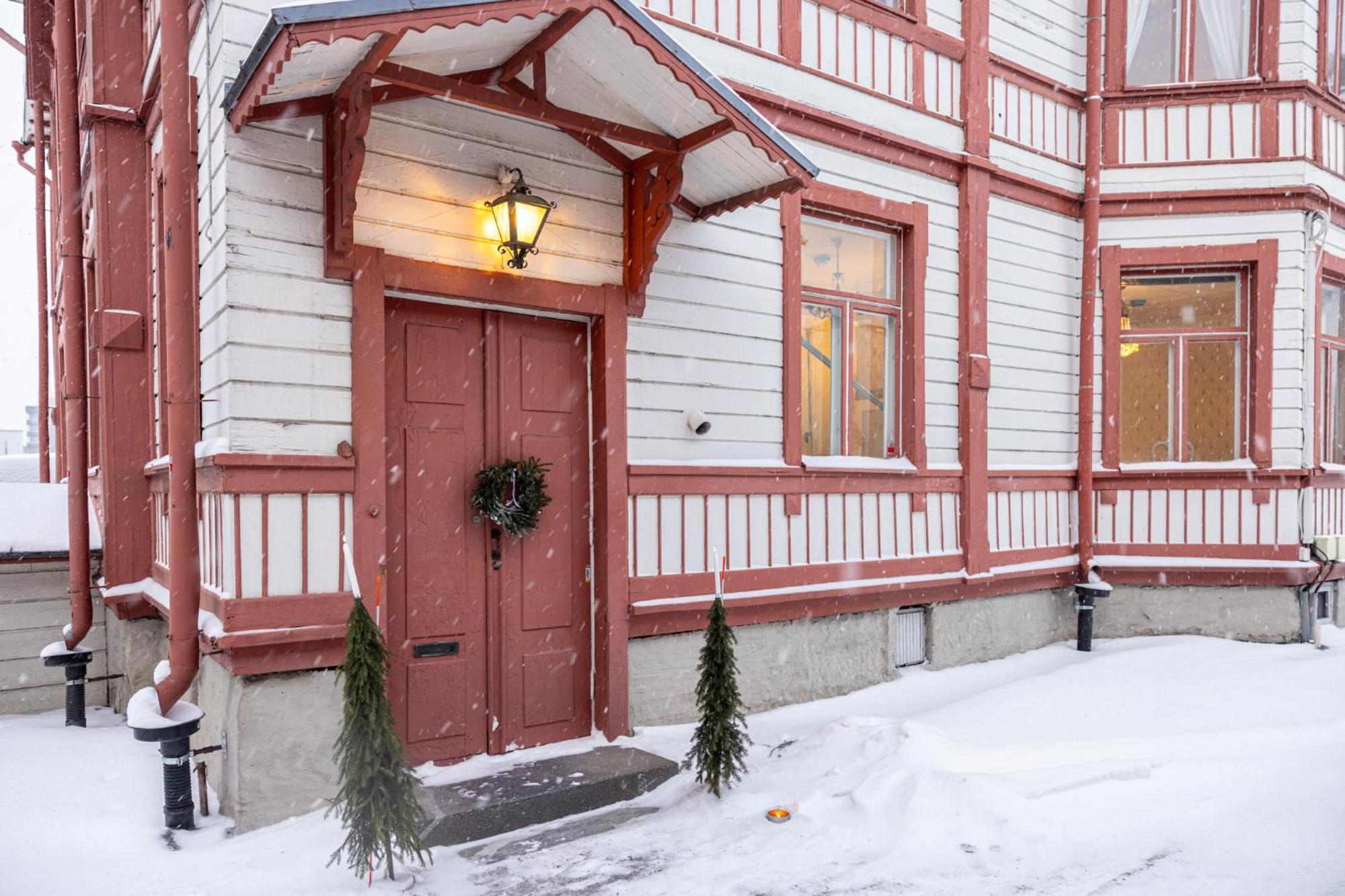 Hostel Cafe Huvila Oulu Eksteriør billede